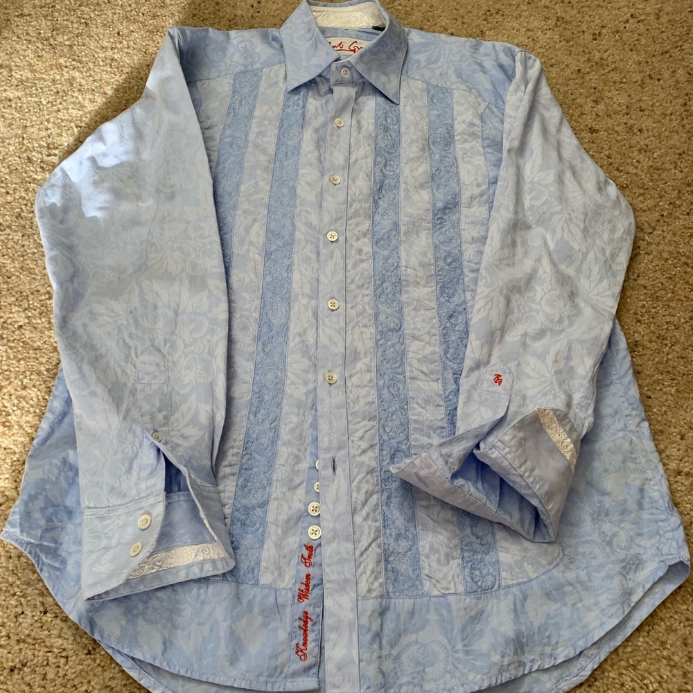 Robert Graham size M blue dress shirt
